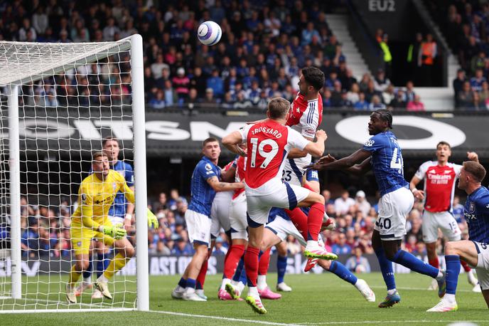 Ipswich - Arsenal | Arsenal še ohranja upanje na naslov. | Foto Reuters