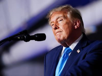 Trump potrdil umik ameriških bombnikov iz britanske baze zaradi groženj