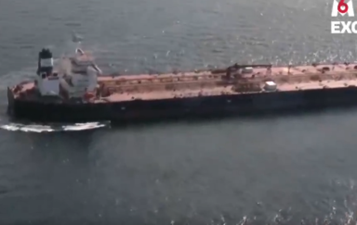 Tanker Boracay | Plovilo je sumljivo vpleteno v prelete dronov, ki so motili danski zračni promet, poroča specializirana spletna stran The Maritime Executive, ki je navedla, da je bilo plovilo morda uporabljeno kot "izstrelitvena ploščad" ali "vaba". | Foto X/@NOELreports