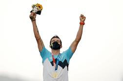 Primož Roglič olimpijski prvak, zlata medalja je njegova!