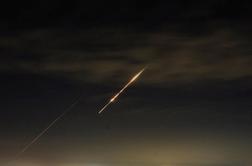 V bližini Katarja raketa zadela tanker #vŽivo