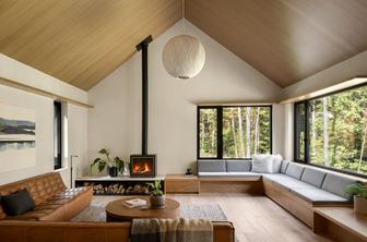 Ta lesena okna so pravi hit med Slovenci. Preverili smo, zakaj.