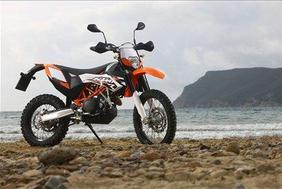 KTM 690R