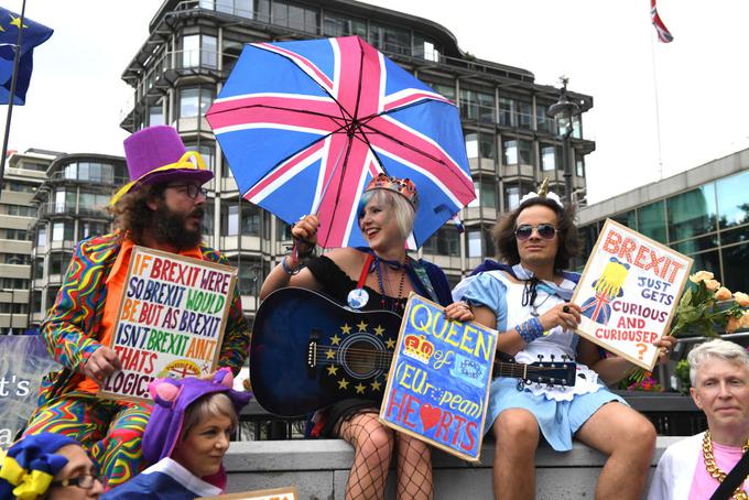 Madeleina na shodu "No To Boris, Yes To Europe" (Ne Borisu, da Evropi, op. p.). | Foto: Getty Images