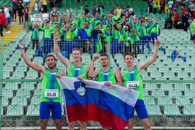 Jure Grkman, Lovro Mesec Košir, Rok Ferlan in Luka Janežič so v štafeti 4 X 400 m zmagali z izjemnih 3:05,33 in se zelo približali slovenskemu rekordu. | Foto: Peter Kastelic/AZS