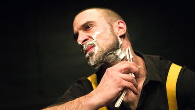 Britev: z gibom o melanholiji moškosti
