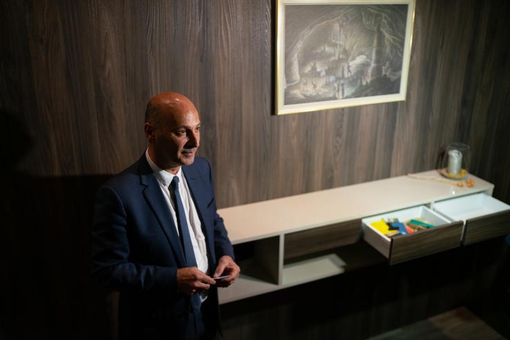 Marjan Batagelj, tajni prostori v hotelu Jama | Foto: Jan Lukanović