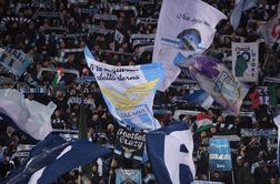 Uefa kaznovala Lazio zaradi rasizma navijačev