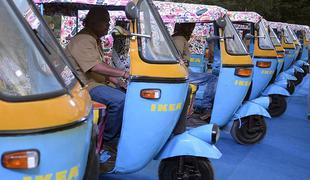 Ikea prvič v Indiji: dostava z zanimivimi rikšami