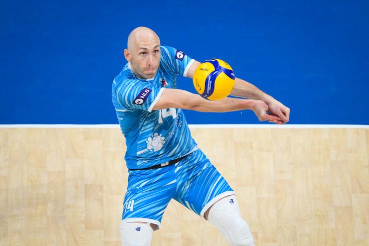 Žiga Štern je bil tudi tokrat razigran, a se zaveda, da bodo morali v izločilnih bojih kot ekipa pokazati več. | Foto: Volleyball World
