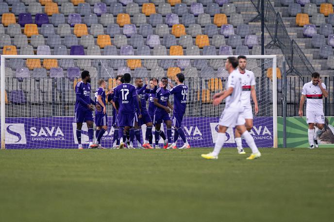 Maribor - Primorje, 1. SNL | Hilal Soudani je v prvem polčasu dvakrat zatresel mrežo Primorja, njegovi soigralci pa so v nadaljevanju zabili še dvakrat. | Foto Sebastijan Andrejek Bukovec