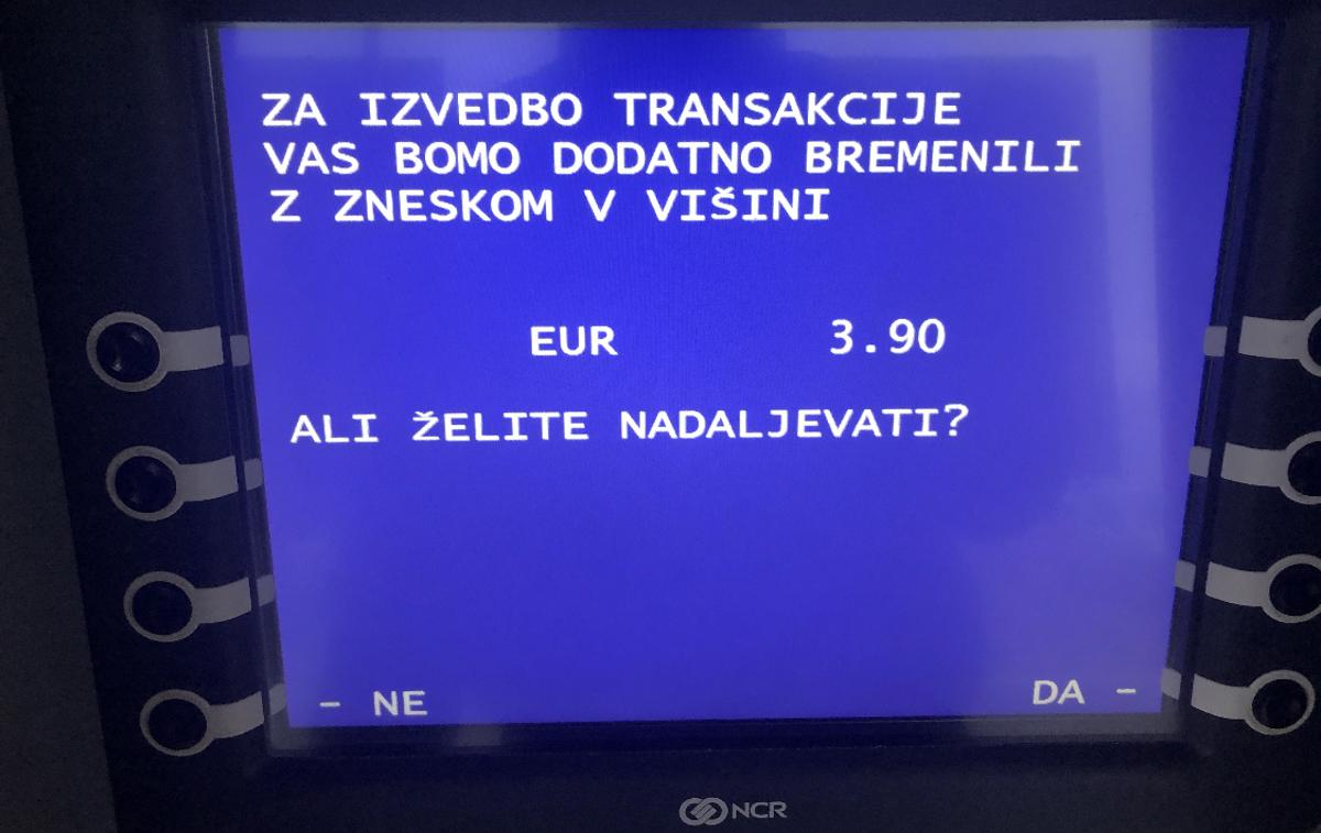 NLB | Sporočilo, ki je prikaže pri največjem ponudniku bančnih avtomatov v Sloveniji, če je vaša kartica tujega izdajatelja. | Foto Bralec