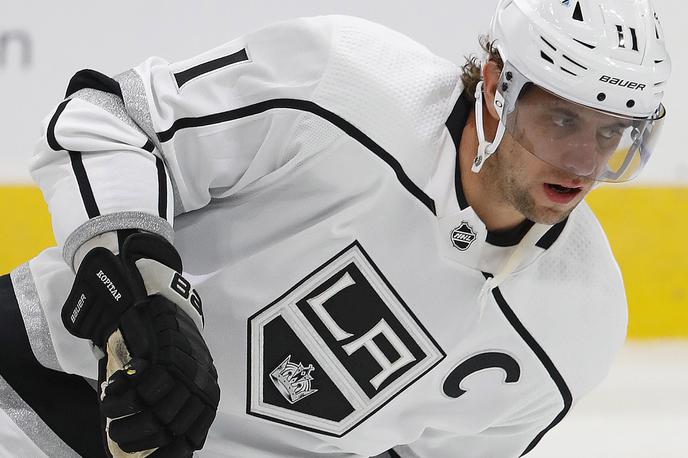 Anže Kopitar | Kopitar in soigralci so v nedeljo premagali Oilers. | Foto Reuters