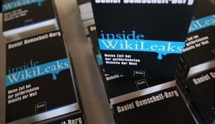 WikiLeaks: ovaduh FBI-ju poročal o Assangeu