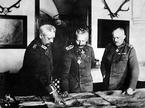 Nemški cesar Viljem II., feldmaršal Paul von Hindenburg in general Erich Ludendorff