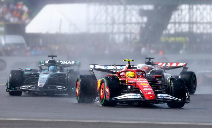 Lewis Hamilton ostaja brez prvič stopničk s Ferrarijem. | Foto: Reuters