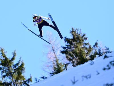 Domen Prevc začenja branjenje malega kristalnega globusa