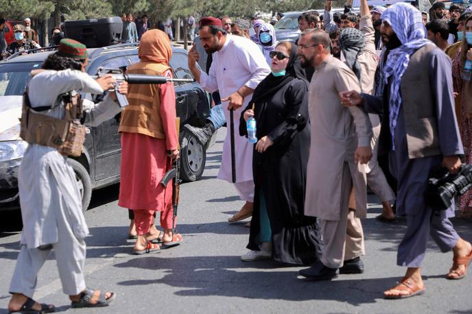 talibani | Čeprav so talibani ob prihodu na oblast obljubili, da bo njihovo vladanje tokrat bolj zmerno, ženskam ne dovolijo, da bi se vrnile na delovna mesta. | Foto Reuters