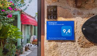 Tudi slovenski hotelirji tožijo Booking.com