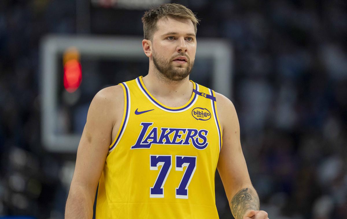 Luka Dončić | Luka Dončić je z Los Angeles Lakers v končnici lige NBA izpadel v prvem krogu proti Minnesoti, njegov nekdanji delodajalec Dallas pa se sploh ni uvrstil v končnico. | Foto Reuters