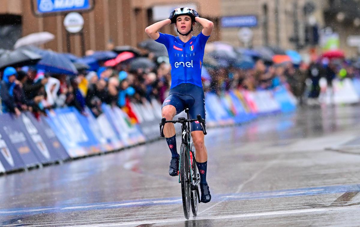 Lorenzo Finn, Zürich SP | Mladinski svetovni prvak v Zürichu je postal Italijan Lorenzo Finn, sicer član mladinskega pogona nemškega moštva Red Bull - BORA - hansgrohe. Slovenci so danes pogoreli. | Foto Guliverimage