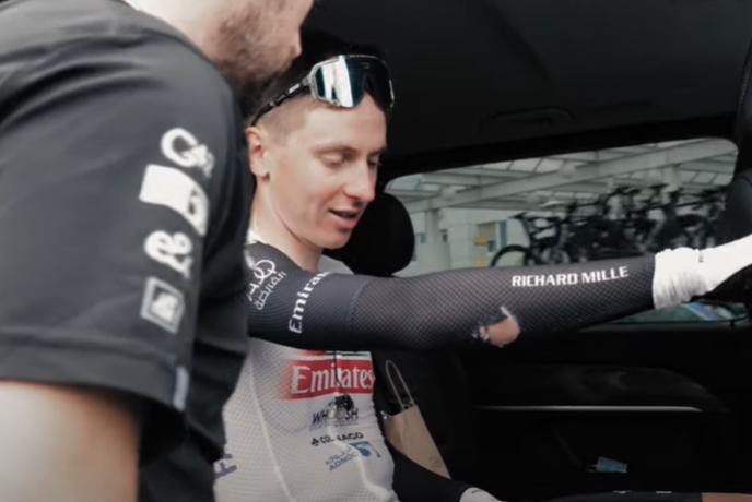 "Še danes se spomnim prizora, ko je ležal na tleh, lovil sapo in se mu je že na obrazu videlo, da je bil udarec hud."