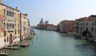 Obisk Benetk po novem plačljiv