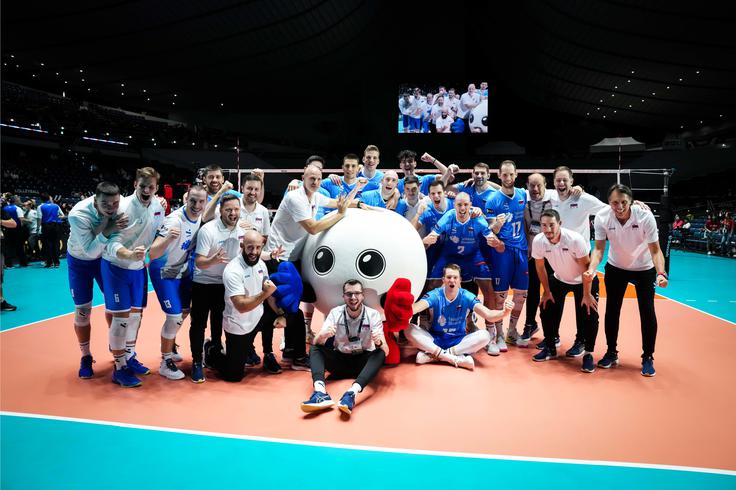 Od petka do nedelje slovenske odbojkarje čakajo odločilni spopadi za preboj na olimpijski turnir v Parizu. | Foto: VolleyballWorld