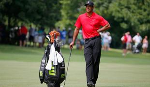 Se veliki Woods vrača na golf zelenice?