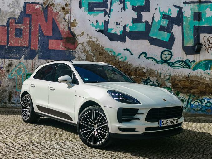 Macan je najbolje prodajani model, ki je sprva na voljo z dvema bencinskima motorjema. | Foto: Gašper Pirman