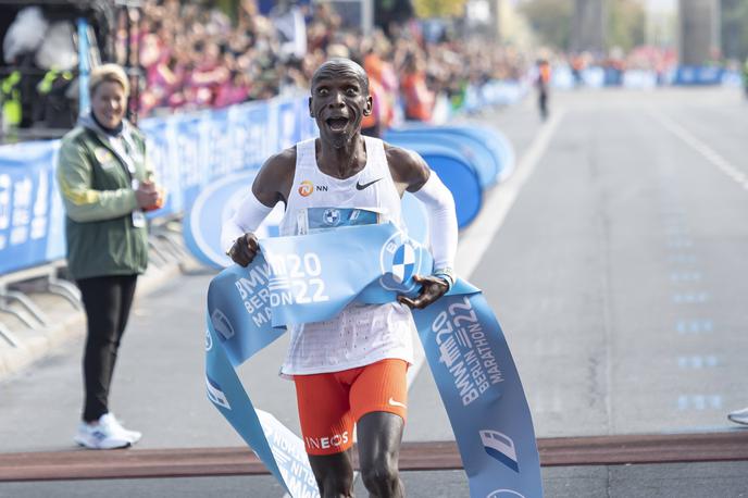 Eliud Kipchoge | Eliud Kipchoge je v Berlinu izboljšal svoj svetovni rekord v maratonskem teku.  | Foto Guliverimage