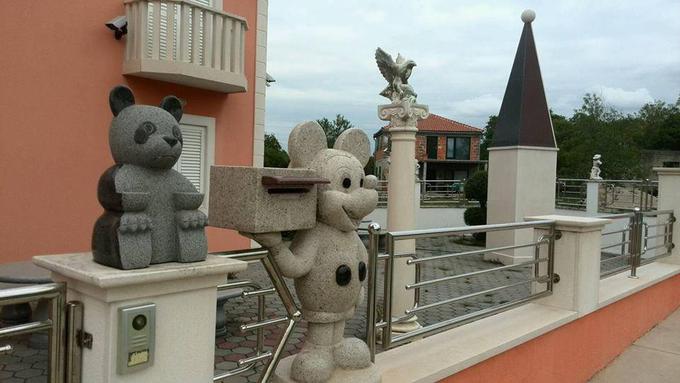 Hiša ljubitelja živalskih likov v okolici Zadra | Foto: Facebook