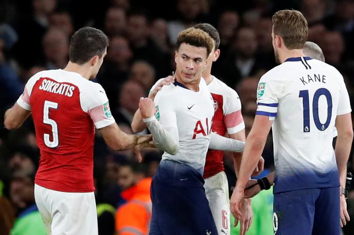 Arsenal Tottenham | Tottenham je v vročem londonskem pokalnem derbiju premagal Arsenal. | Foto Reuters