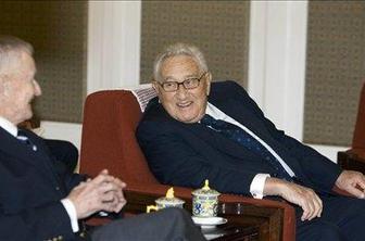 Nixonova predsedniška knjižnica objavila nove dokumente