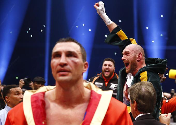 Tyson Fury je novembra 2015 šokiral boksarski svet. | Foto: Reuters