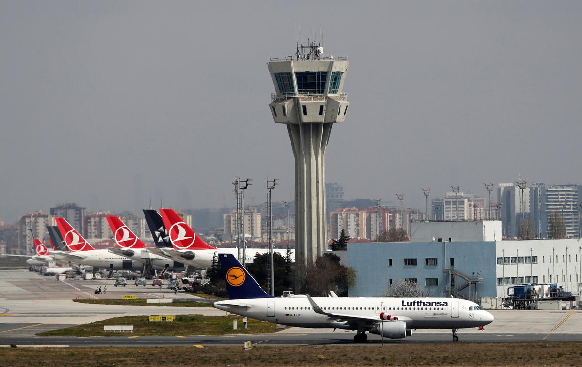 Letališče Ataturk | Leti iz Ljubljane v Istanbul so ta konec tedna okrnjeni. | Foto Reuters