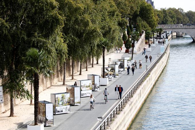 V Parizu so cesto ob Seni zapirali vsako leto za en mesec, mestne oblasti jo zdaj želijo zapreti za vselej. Po tej cesti je dnevno v povprečju vozilo 44 tisoč vozil. | Foto: Reuters