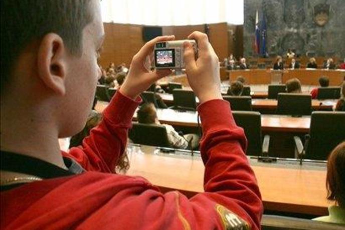 V otroškem parlamentu o življenjskem slogu mladih