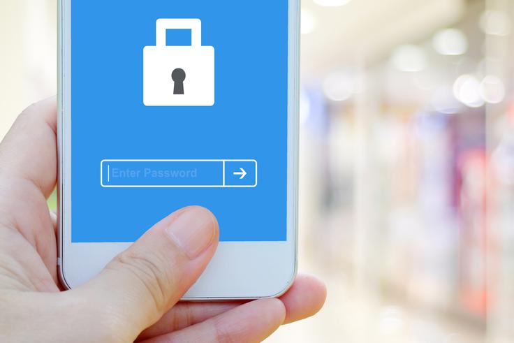 Uporabo kode PIN znanstveniki tudi predlagajo kot metodo zaklepanja telefona, primernejšo od vzorca, če uporabnik nima na voljo biometričnih načinov varovanja naprave, kot je prepoznavanje prstnih odtisov, na primer.  | Foto: Thinkstock