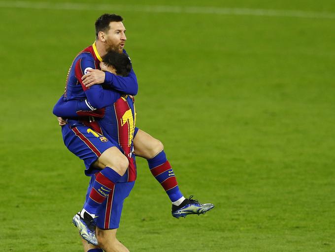 Lionel Messi je Barceloni takoj po vstopu v igro prinesel izenačenje, zakuhal pa tudi preostala zadetka, ki so ju Katalonci dosegli. | Foto: Reuters