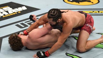 Julija več dvobojev UFC na otoku Yas