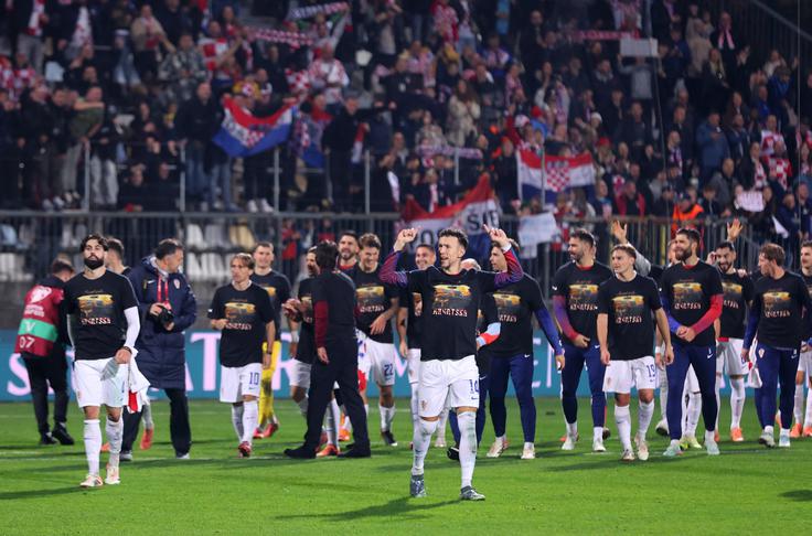 Hrvaška si je s petkovo zmago na Reki nad Ferskimi otoki dokončno zagotovila vstopnico za SP 2026. Kapetan Luka Modrić bo nastopil že na svojem petem svetovnem prvenstvu. | Foto: Reuters