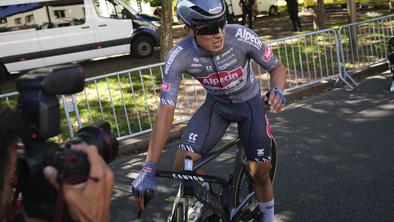 Jasper Philipsen se je opravičil Woutu van Aertu