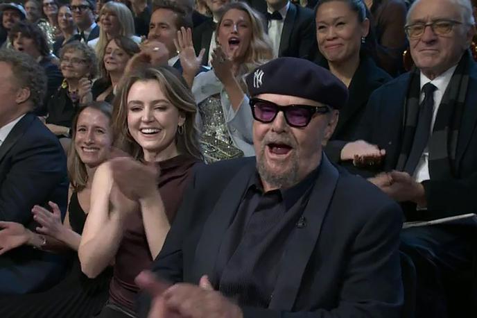 Jack Nicholson | Ob Jacku Nicholsonu je sedela hči Lorraine, v ozadju pa vidimo tudi Willa Ferrella, Roberta De Nira ter zakonca Blake Lively in Ryana Reynoldsa. | Foto Profimedia