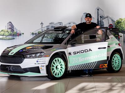 Nova sezona, novi dirkalniki: Slovenija bogatejša za več vrhunskih avtomobilov