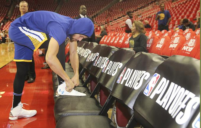 Ostrostrelec moštva Golden State Warriors je obraz podjetja Under Armour. | Foto: Reuters