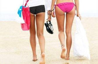 Dovršeni videz s torbo za na plažo