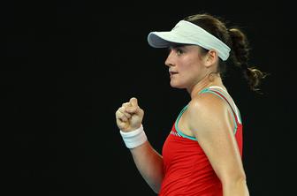 Tamara Zidanšek napredovala, konec za Hercog