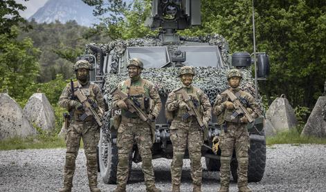Slovenska vojska v Kopru: na ogled bodo postavili vozilo patria 8x8 XP in vozilo JLTV 4X4