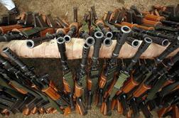 EU z novimi ukrepi proti nezakoniti trgovini s strelnim orožjem